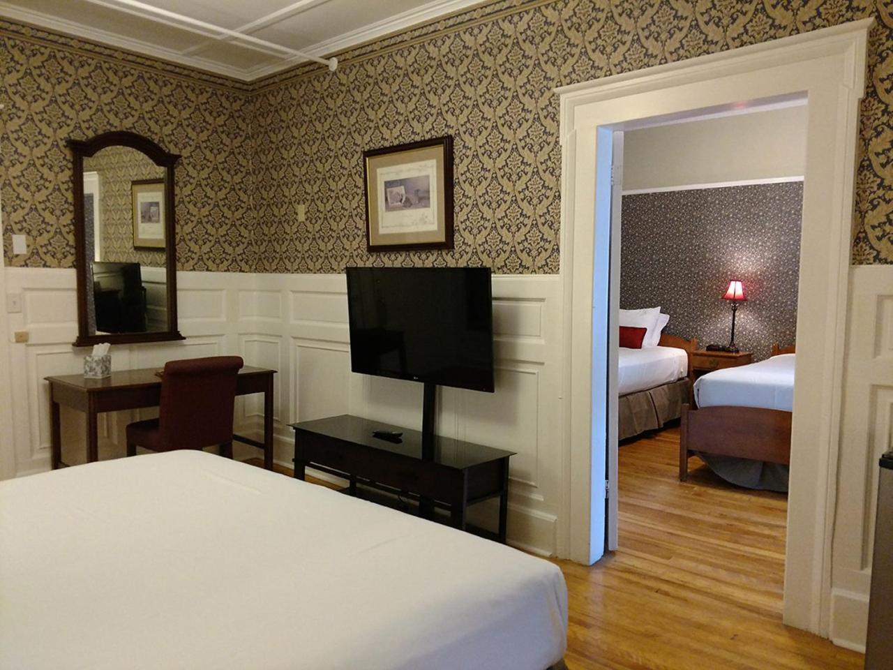 ליטלטון Thayers Inn מראה חיצוני תמונה