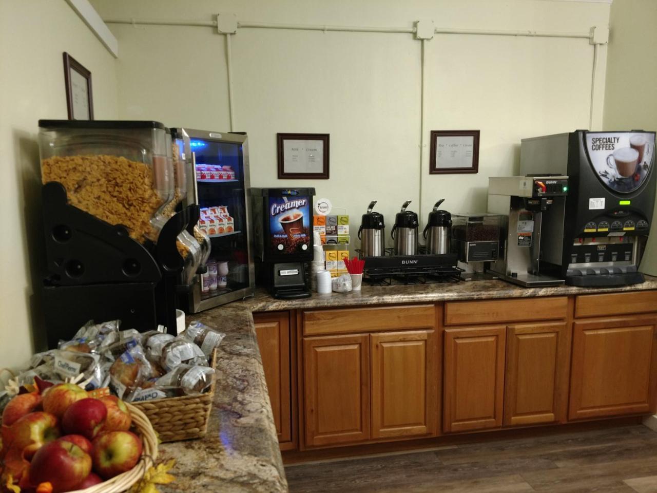 ליטלטון Thayers Inn מראה חיצוני תמונה